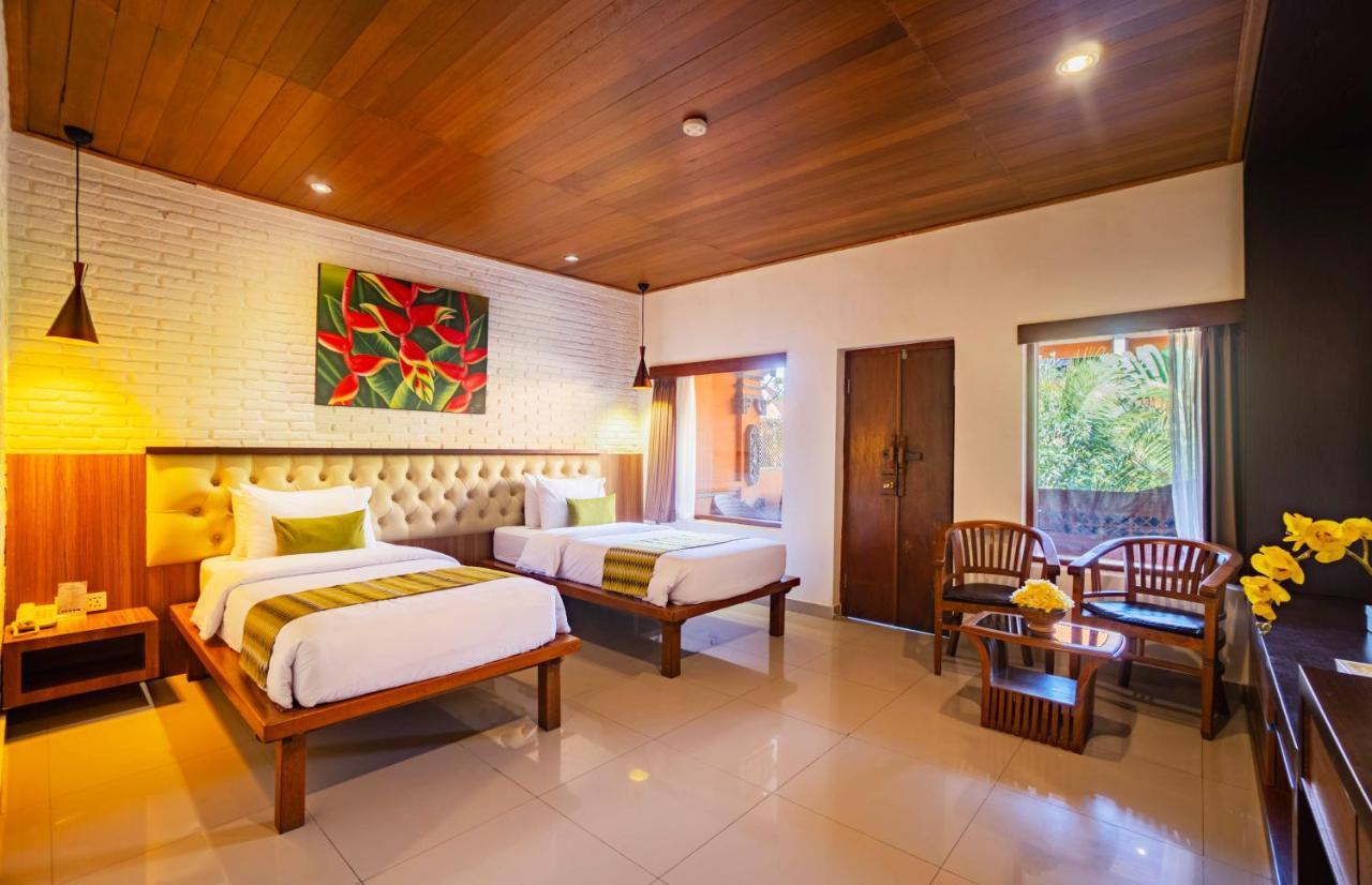Wina Holiday Villa Kuta Lombok Exterior foto