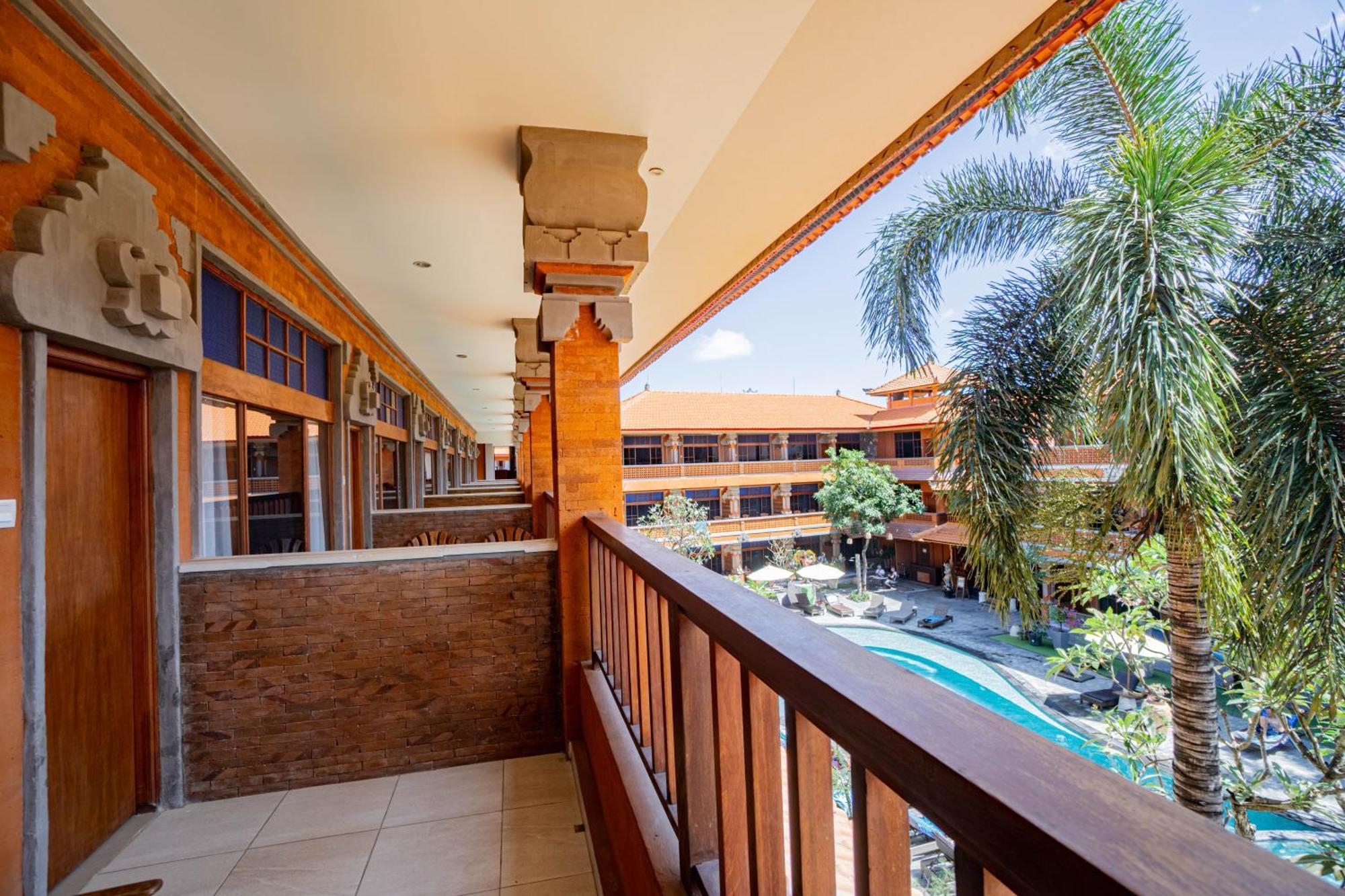 Wina Holiday Villa Kuta Lombok Exterior foto